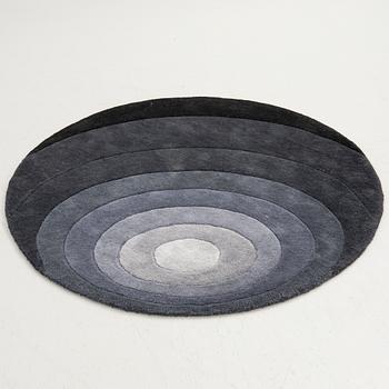 Verner Panton, Rug, model "Luna", Verpan, Denmark. 120 cm.