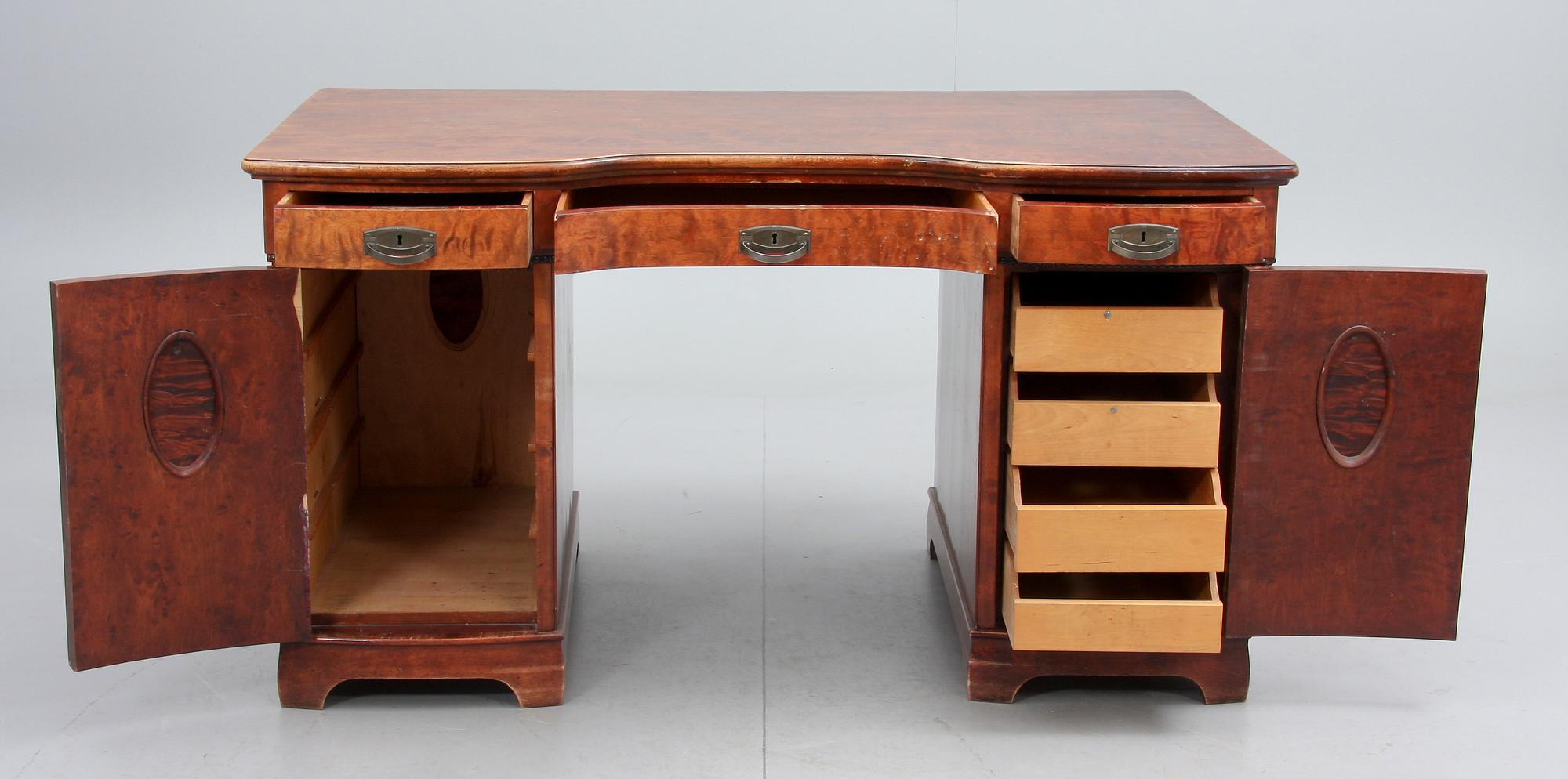 SKRIVBORD, 1800/1900-tal.