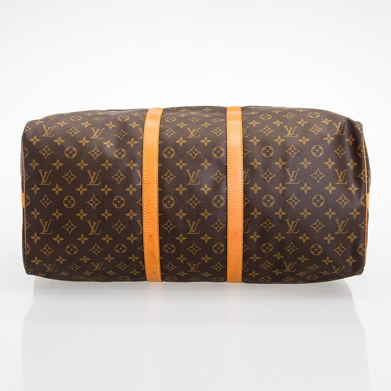 Louis Vuitton, a Monogram Canvas 'Keepall 55 bandoulière' bag.