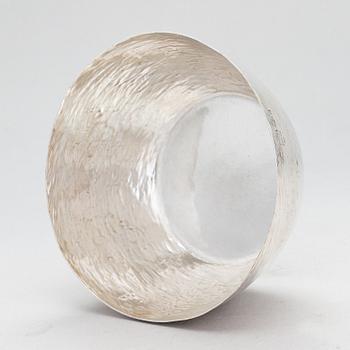 Tapio Wirkkala, skål, sterlingsilver, Kultakeskus, Tavastehus 1969.