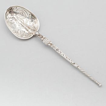 SKED, silver, Elkington & Co, London 1902. Vikt ca 43 gram.