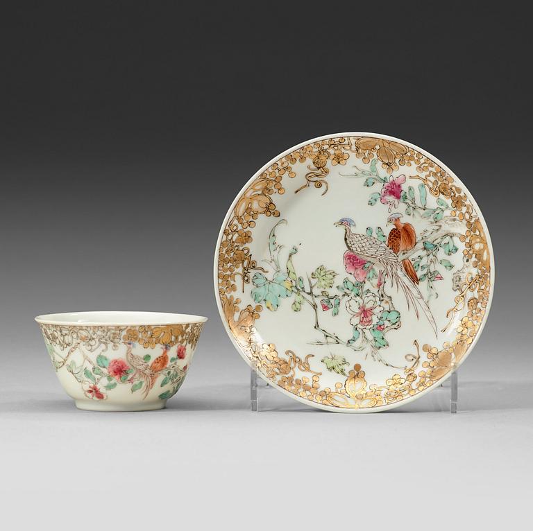 An exquisite famille-rose export teacup and saucer, Qing Dynasty, Qianlong (1736-95) c. 1745-1760.