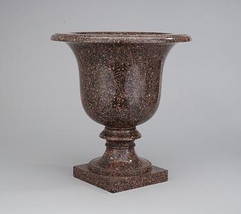 A Swedish Empire first halft 19th Century porphyry urn.