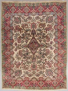 MATTA, semiantik, Kirman laver, ca 293 x 216 cm.