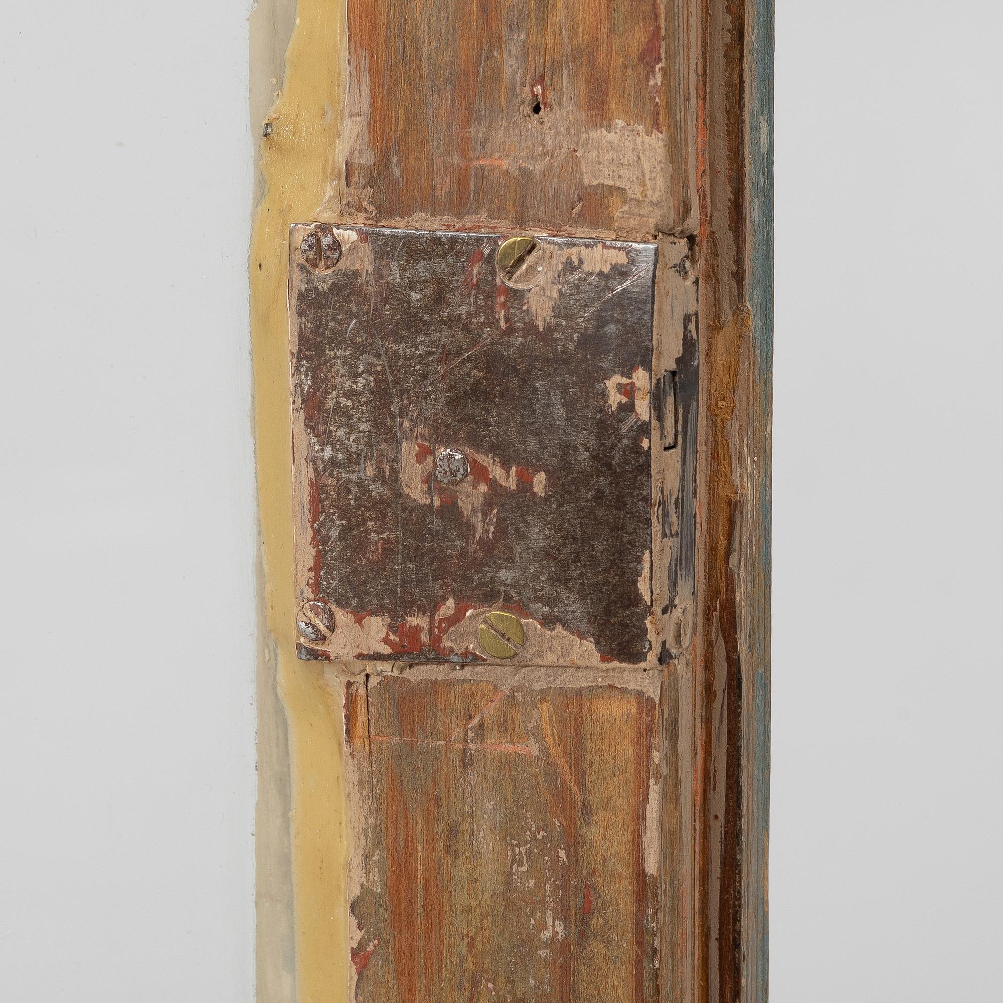 Corner cupboard/wall cabinet 18th century.