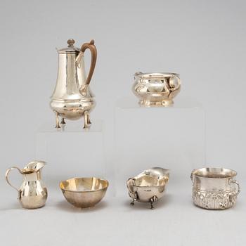 Six silver objects, 19th and 20th century.