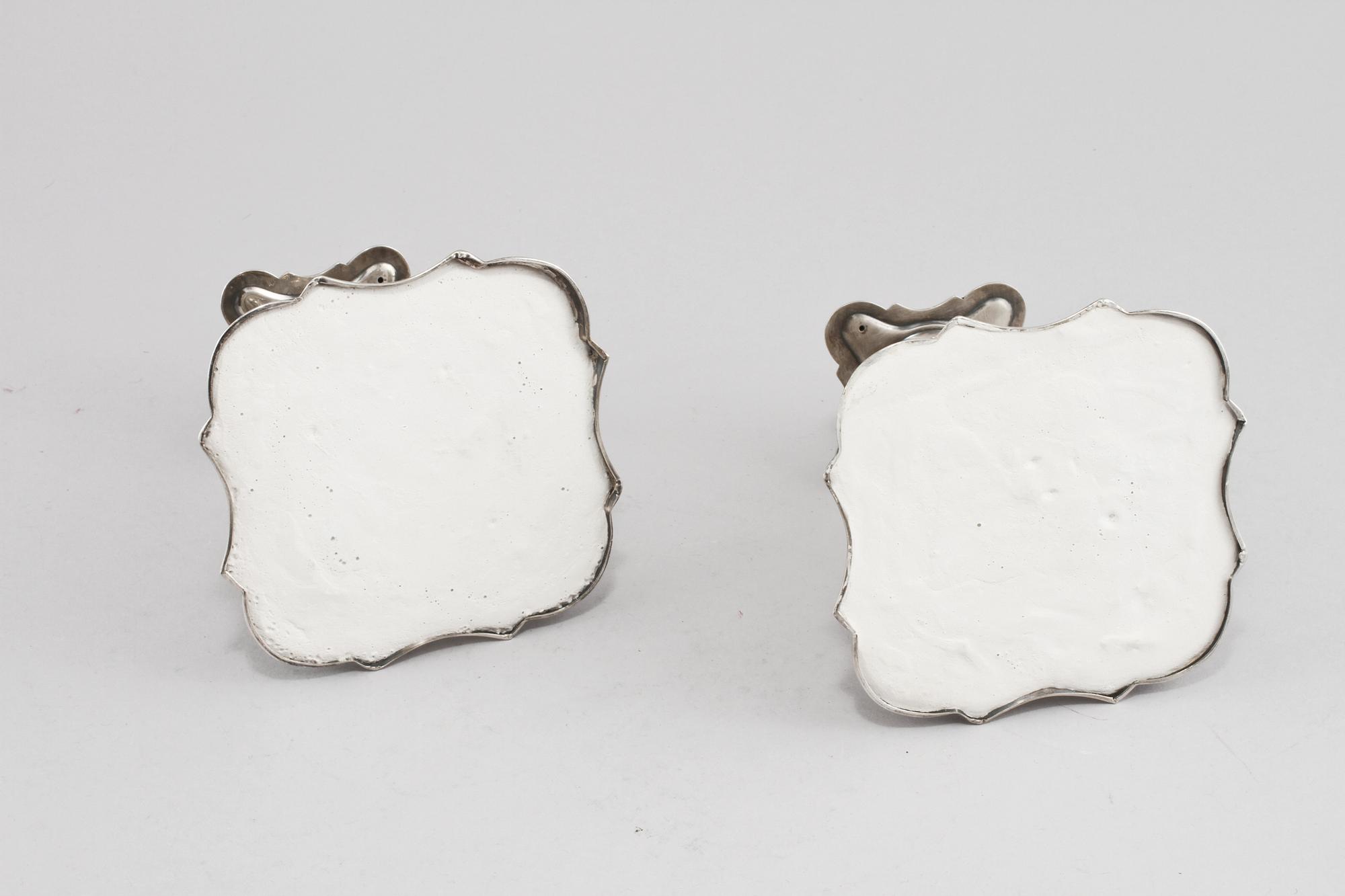 LJUSSTAKAR, ett par, silver, utländska stämplar, 1900-tal.