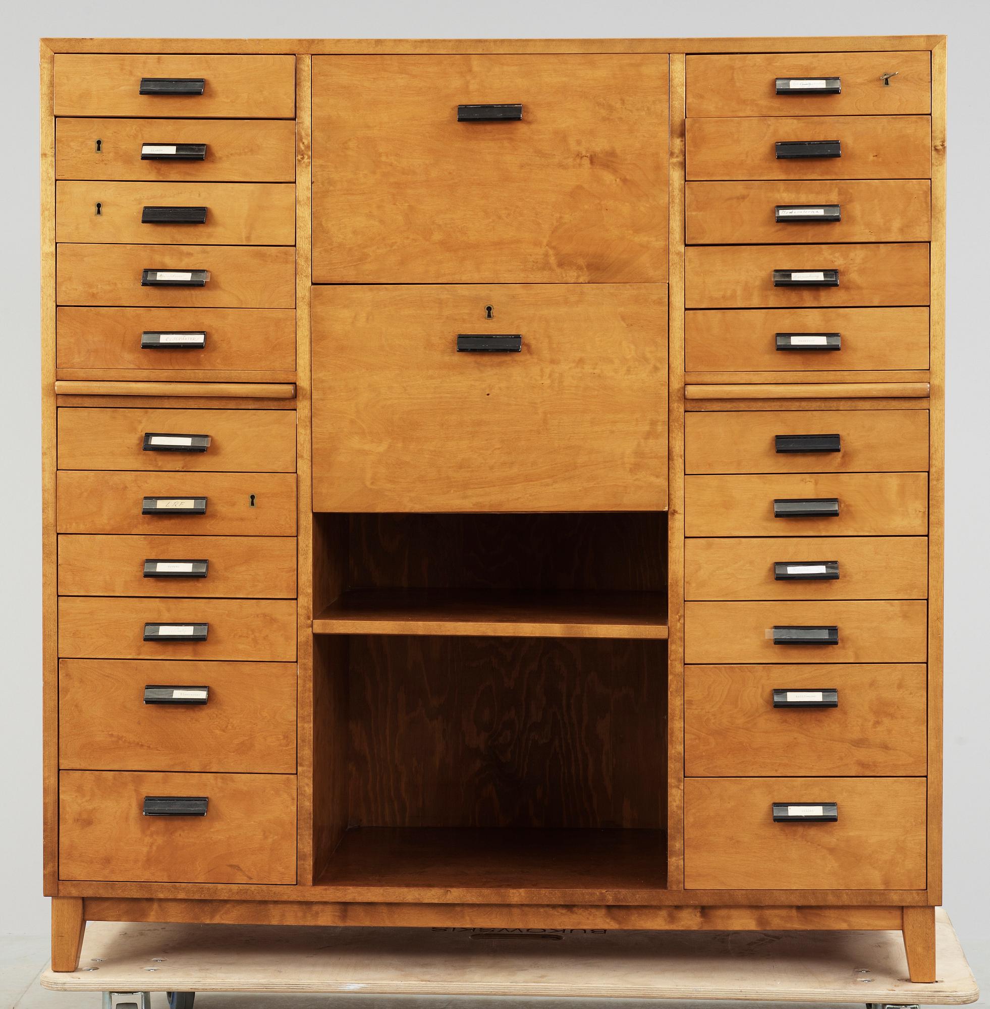 ARKIVSKÅP, 1920/30-tal.