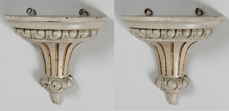 KONSOLHYLLOR, 1 par, gustaviansk stil. 1900-tal.
