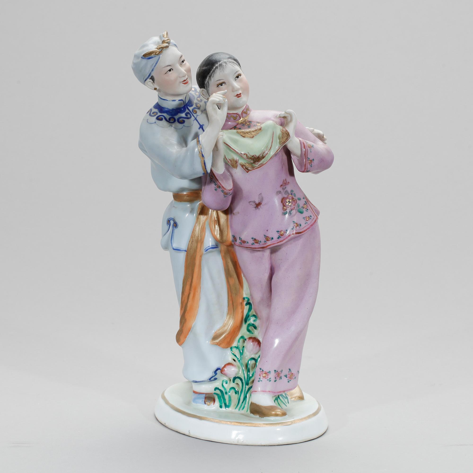 FIGURIN, porslin, Kina. 1900-tal.