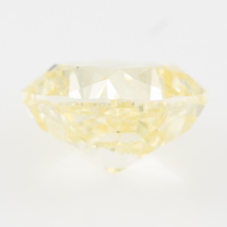 Cushionformad gul diamant, 0.58 ct, medföljande GIA report.