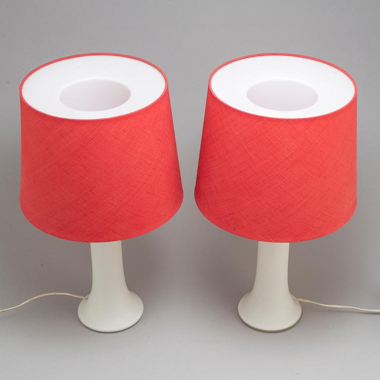 BORDSLAMPOR, ett par, glas, 1960-tal.