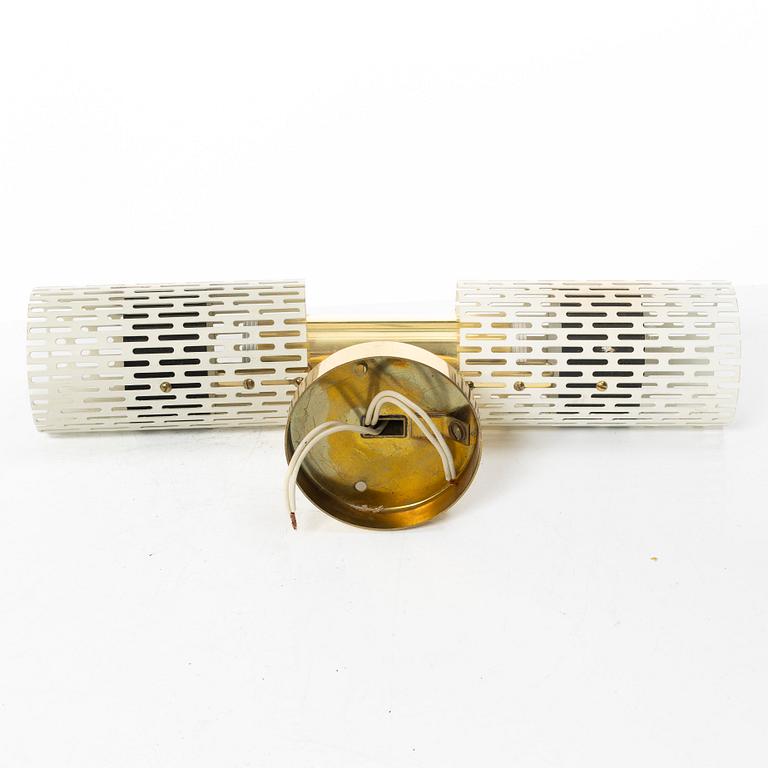 Harald Notini, wall lamps, a pair, model 8820, Böhlmarks, 1940s/1950s.