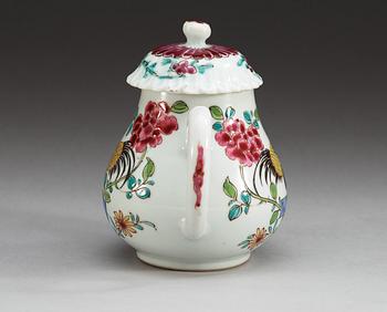 A famille rose 'rooster' tea pot with cover, Qing dynasty, Yongzheng (1723-35).