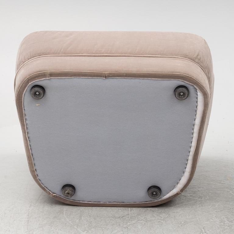 A pair of easy chairs, Casamilano, Italy, Contemporary.