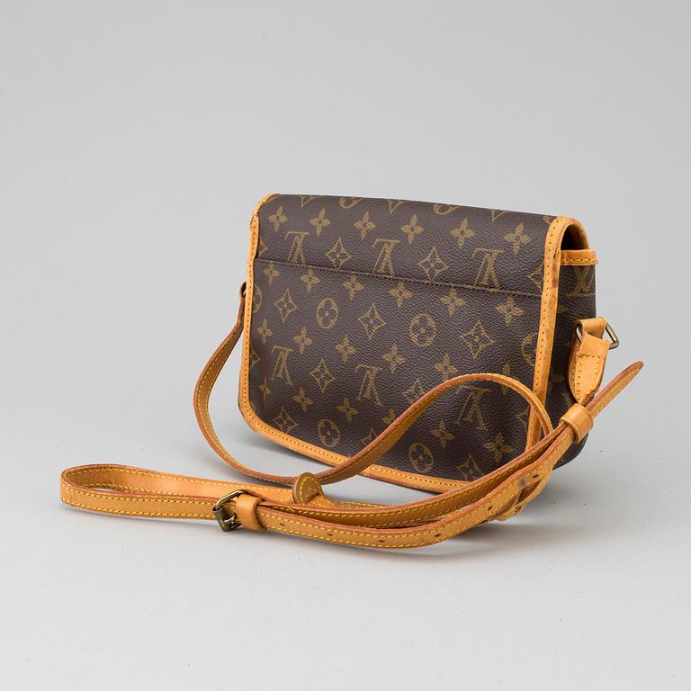 LOUIS VUITTON, "Sac Gibeciere PM" väska.