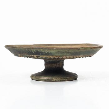 Wooden plates and wooden dishes, 7 pcs, folk art, 19th century.