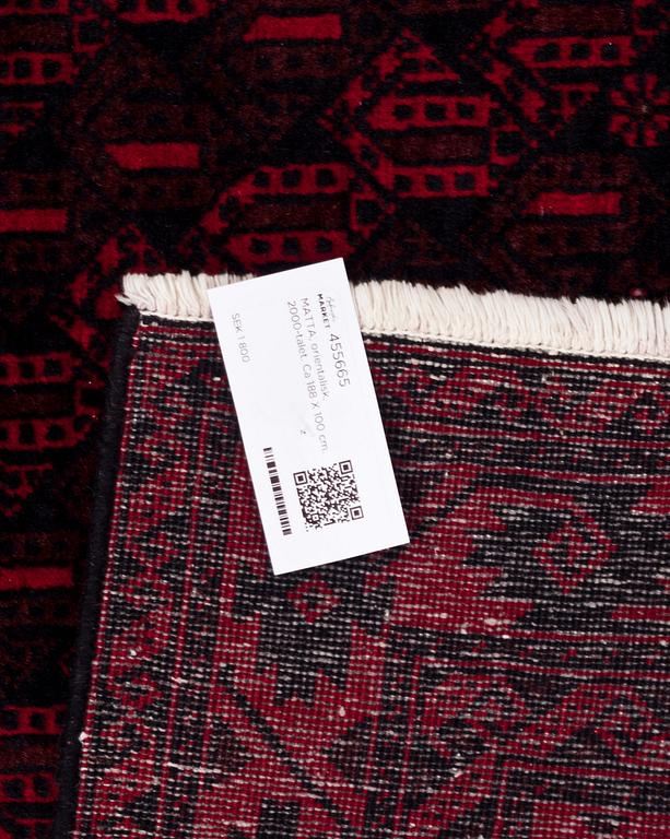 MATTA, orientalisk, 2000-talet. Ca 188 X 100 cm.