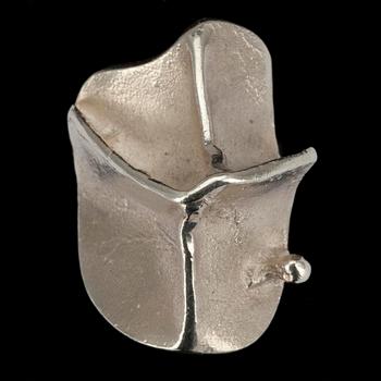 ARMBAND och RING, silver, "Ceras" och "I Magman", Björn Weckström Lapponia 1969.