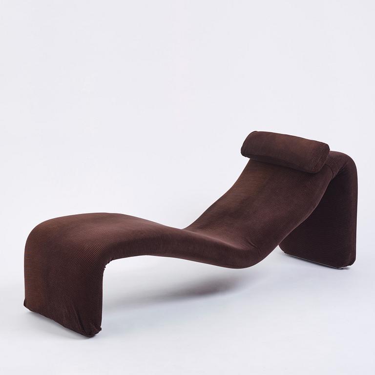 Olivier Mourgue, a "Djinn" chaise longue, Airborne, France 1960s.