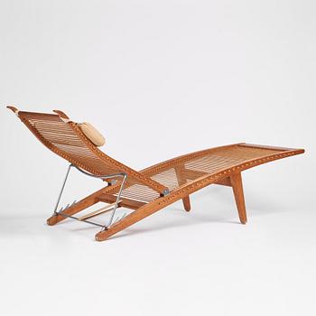 Hans J. Wegner, an oak lounge chair model "JH 524", Johannes Hansen, Copenhagen.