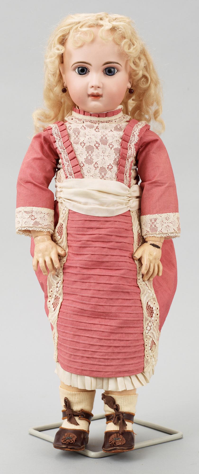 FLICKDOCKA, biskvi. Tete Jumeau Bébé, SGDG 10. Frankrike, 1900-talets första del.