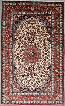 MATTA, old, Isfahan/Nadjafabad. Ca 393 x 241 cm.