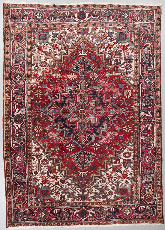 MATTA, old, Heriz, ca 285x204.