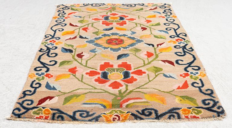 Matta, antik Tibet, 1890-1900, ca 166 x 88 cm.