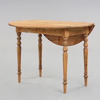 A Swedish 19th century drop-leaf table.