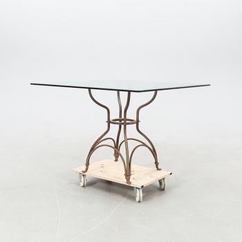 Table from the second half of the 20th century.