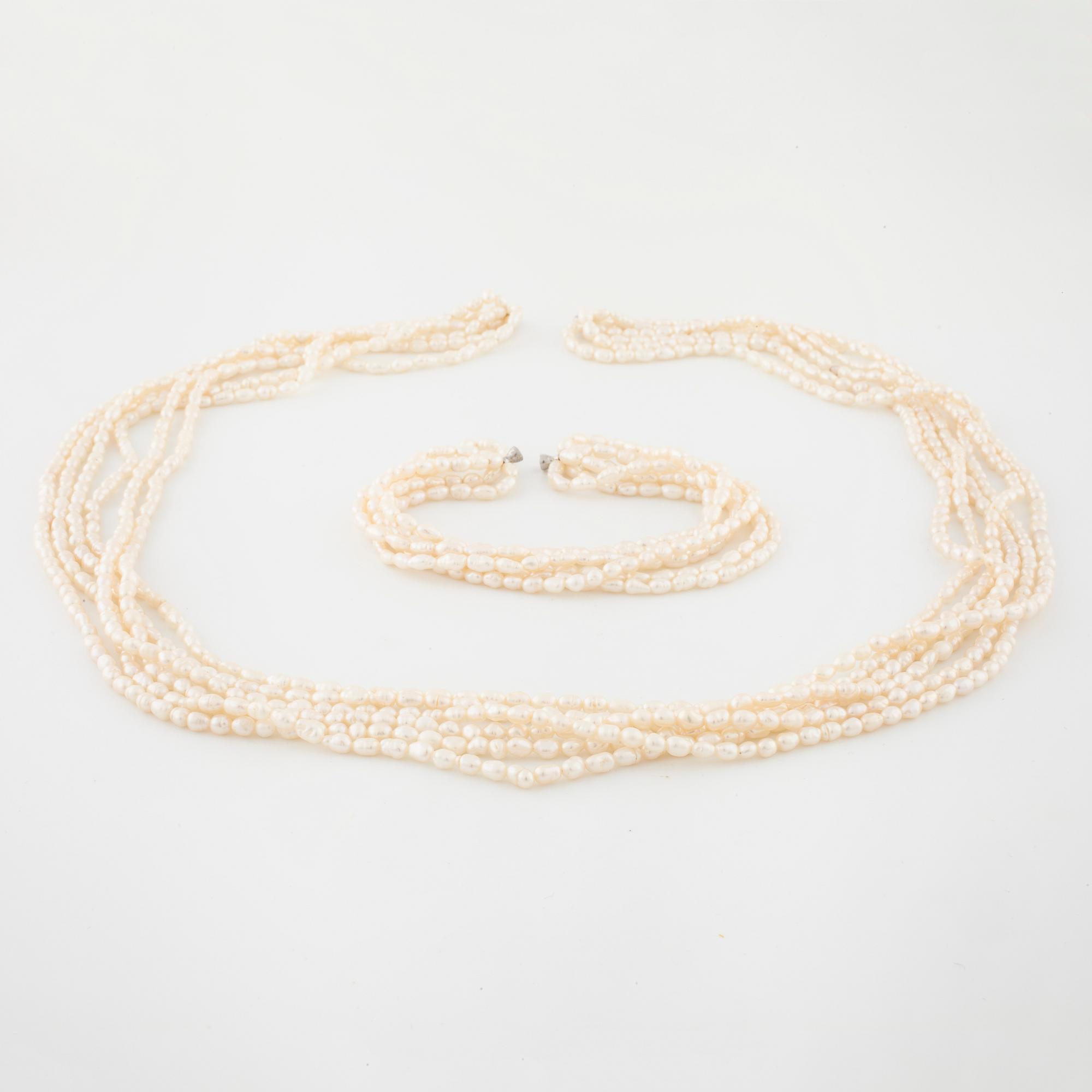 OLE LYNGGAARD,a cultured pearl necklace and bracelet.