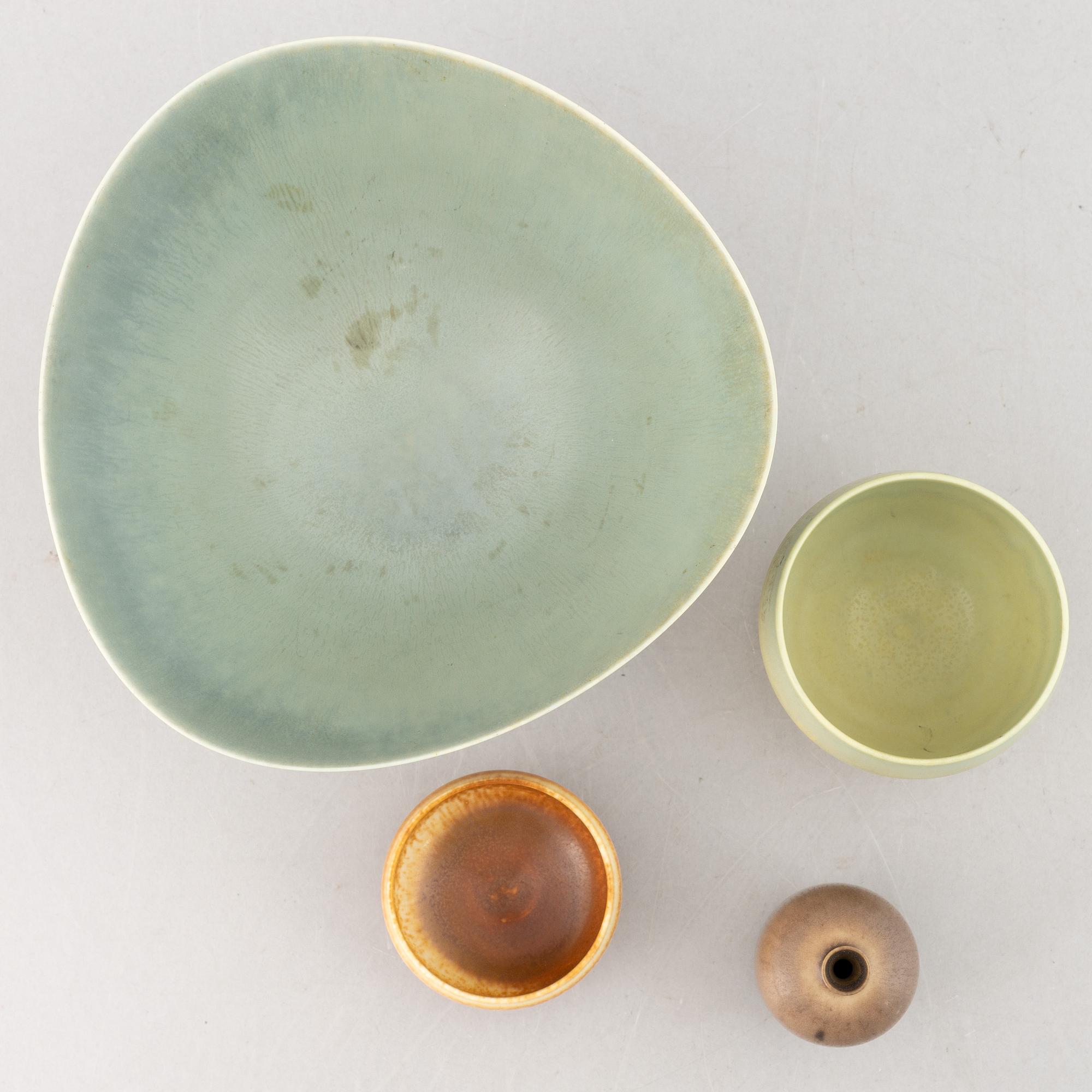 Berndt Friberg, a group of three stoneware bowls and a vase, Gustavsberg Studio.