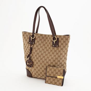 GUCCI, Bag and wallet.