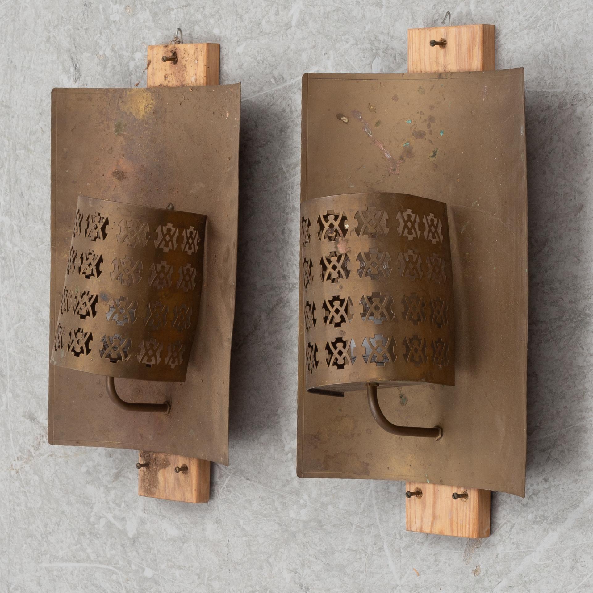 Wall lamps, a pair, mid-20th century.