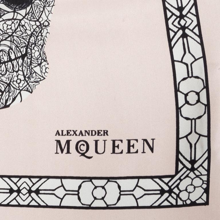 SCARF, Alexander Mc Queen.