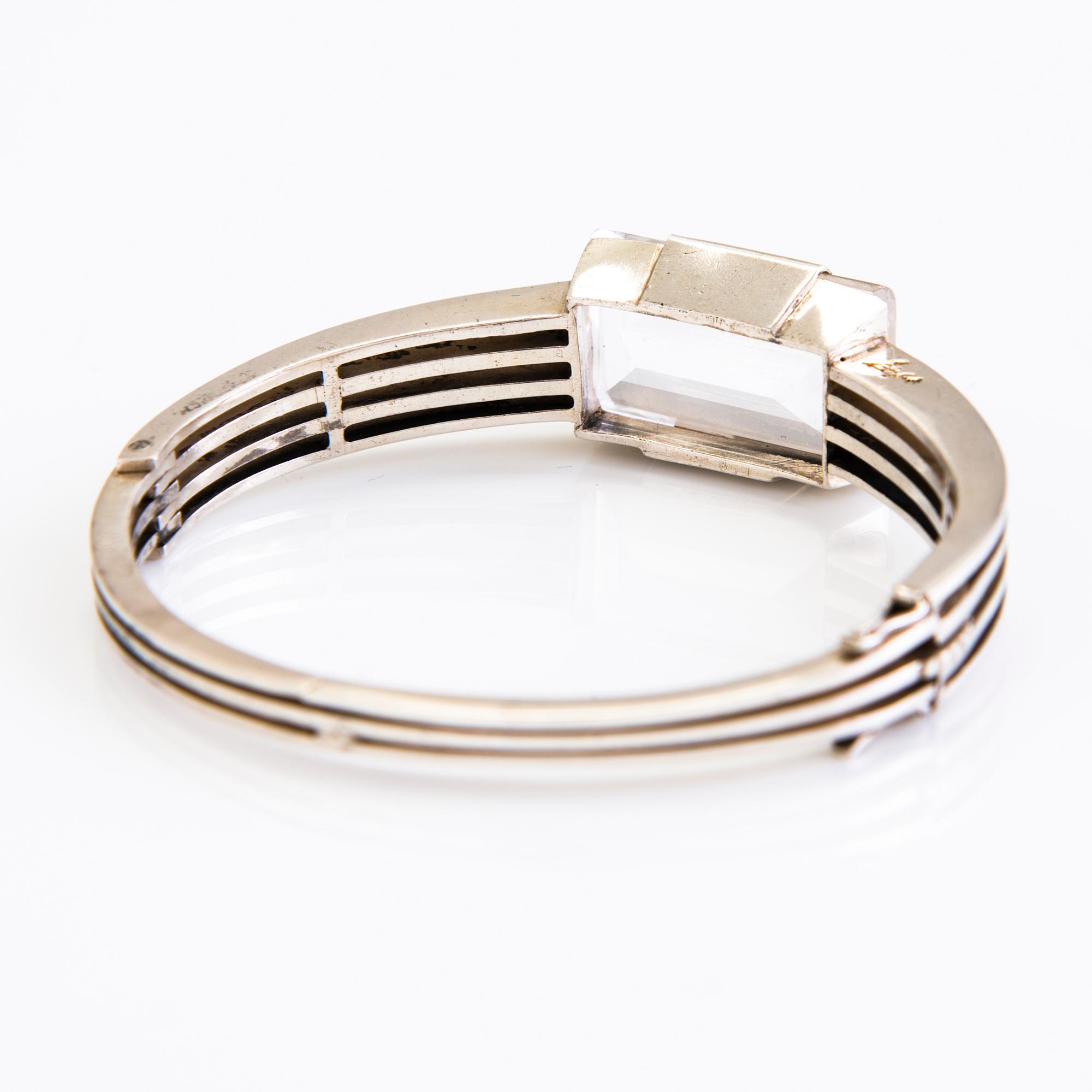 RANNEKORU, hopeaa,  itsehiottu kivi, Heribert Engelbert AB, Tukholma 1943.