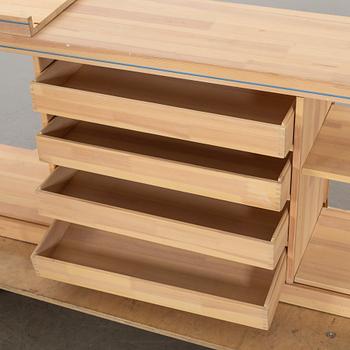 OLOF PIRA, BOKHYLLA SAMT SIDEBOARD, ur serien "Blå Rand".