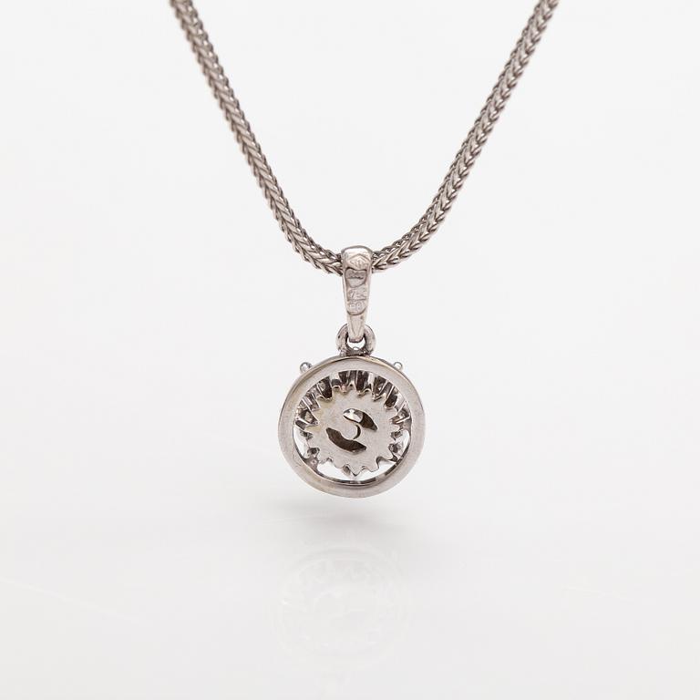 A 14K and 18K white gold necklace with diamonds ca. 0.34 ct yht.