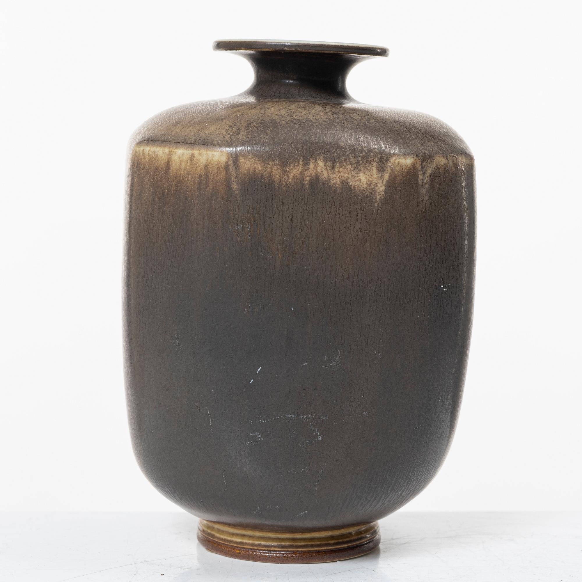 Berndt Friberg, a stoneware vase, Gustavsberg Studio, Sweden, 1974.