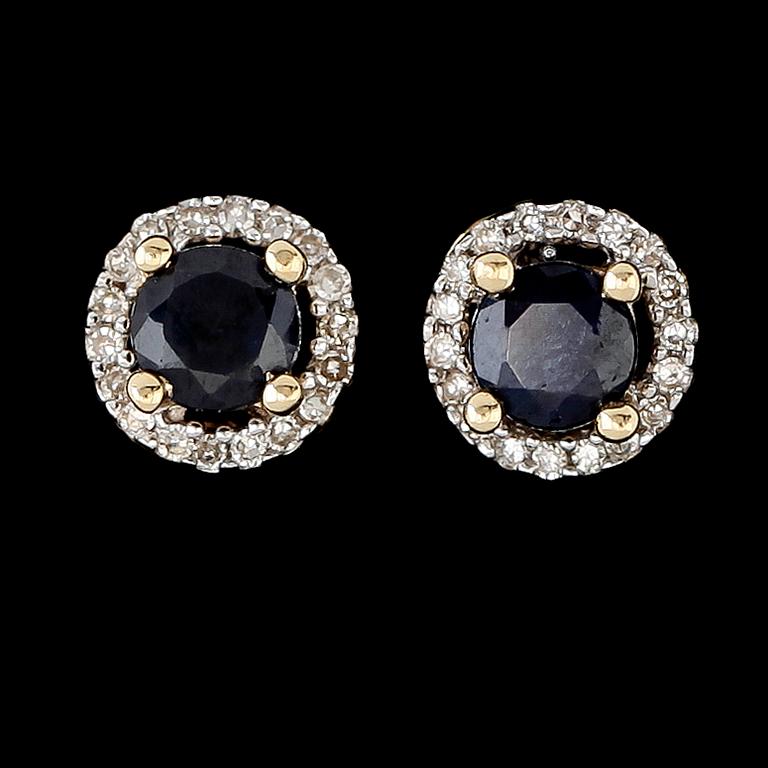 ÖRHÄNGEN, 1 par, 14K guld, safirer och diamanter tot ca 0.10 ct.