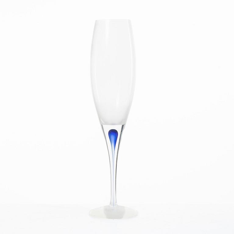 Erika Lagerbielke, A glassware set, 16 pieces, “Intermezzo”, Orrefors.