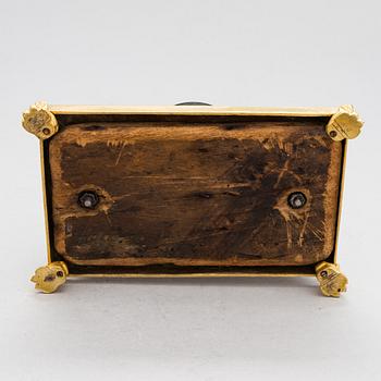 Kirjoitusteline, 1810-1820, todenn. Ranska.