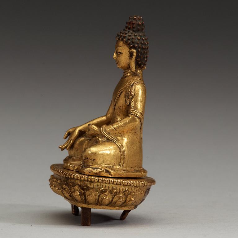 A gilt bronze Buddha, Qing dynasty (1644-1912).