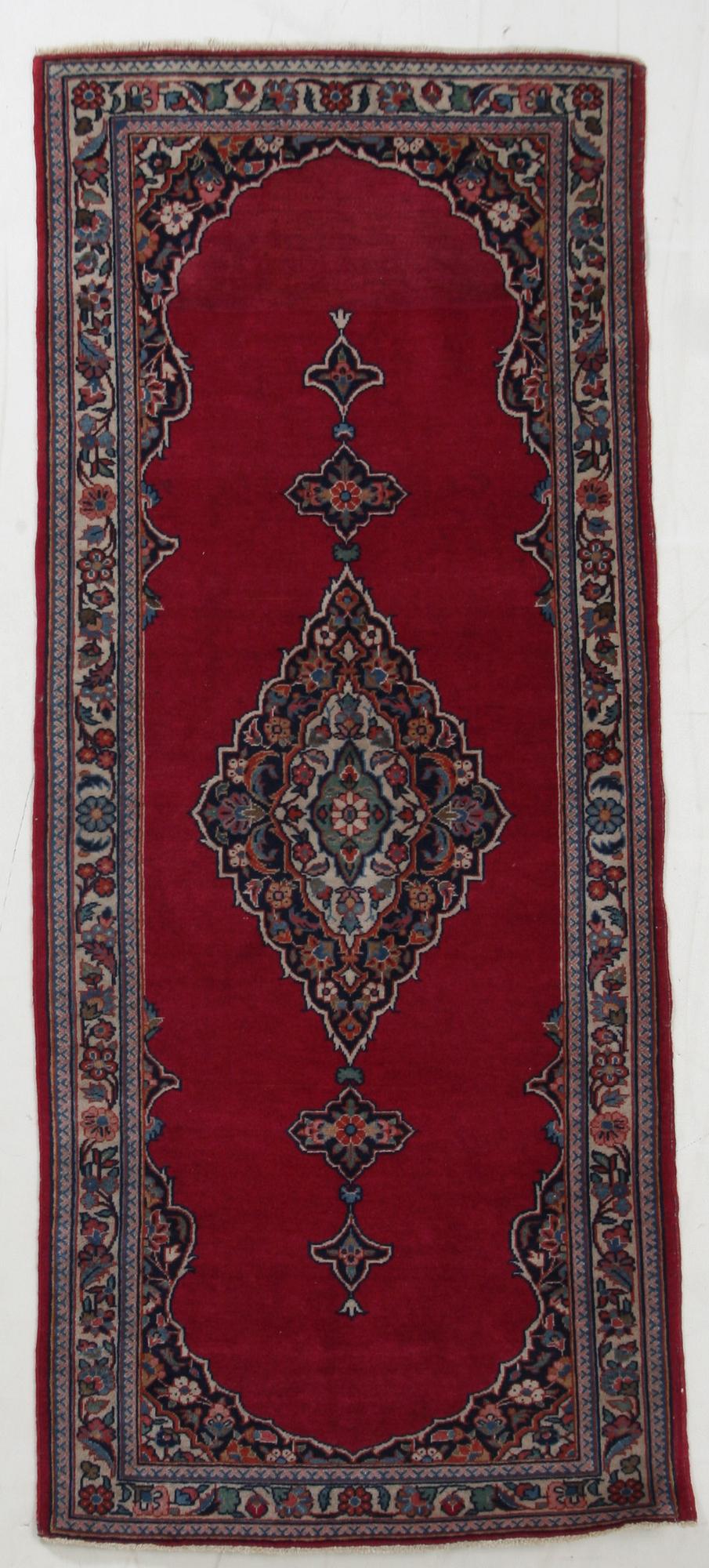 MATTA, semiantik Keshan. 151 x 62.