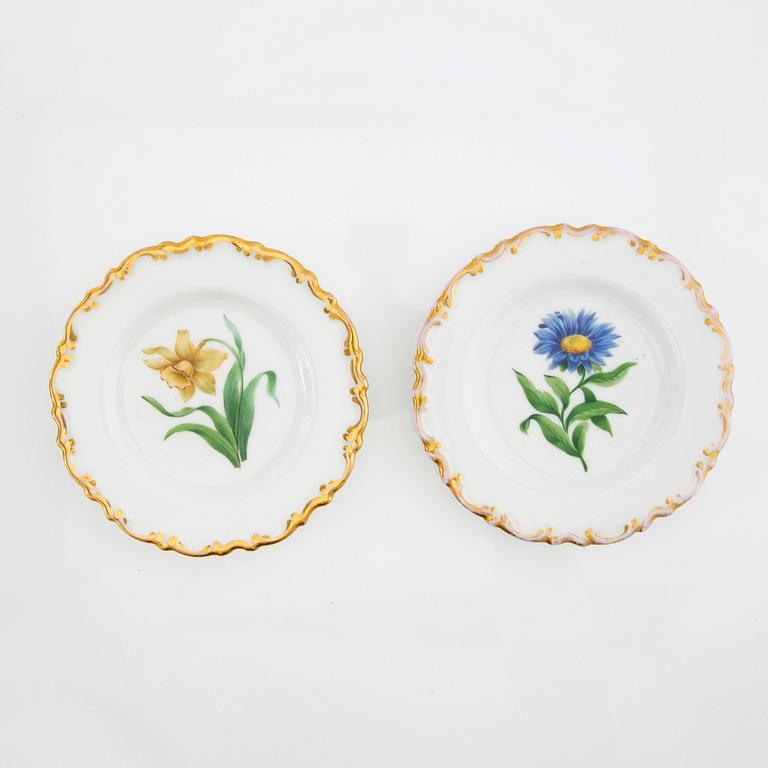 Side plates 30+11 pcs 19th century second half, porcelain.