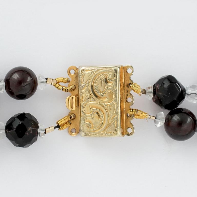 HALSBAND, granater, 1800-tal.