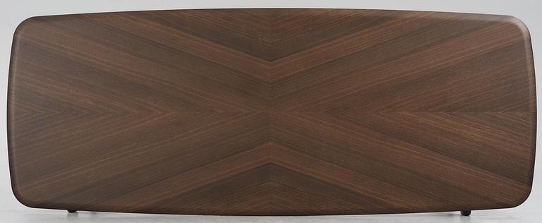 Antonio Citterio, an "Alex" dining table, B&B Italia, Italy, post 2017.