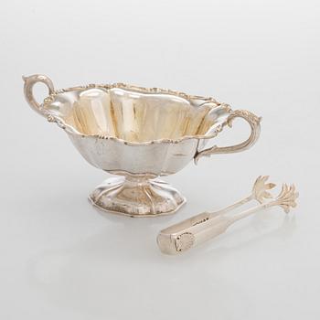 A silver coffee pot, sugar bowl, cream jug, and sugar tongs, Finland 1926-49.