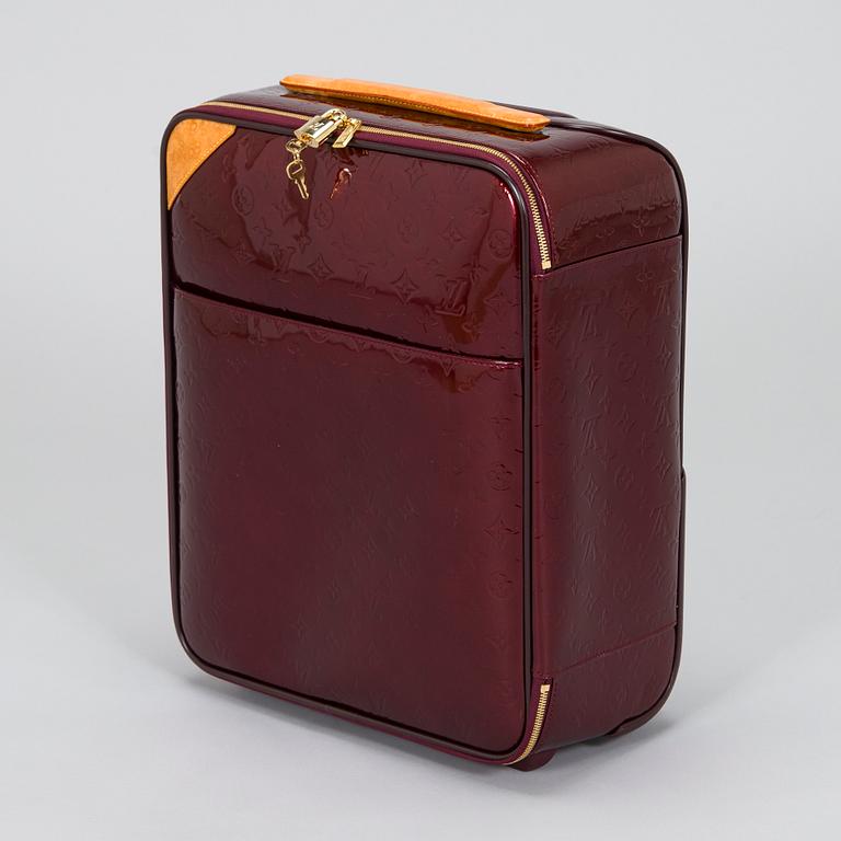 Louis Vuitton, a Monogram Vernis 'Pégase 45', suitcase.
